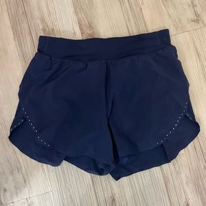 Sz 6 Fast and Free Shorts